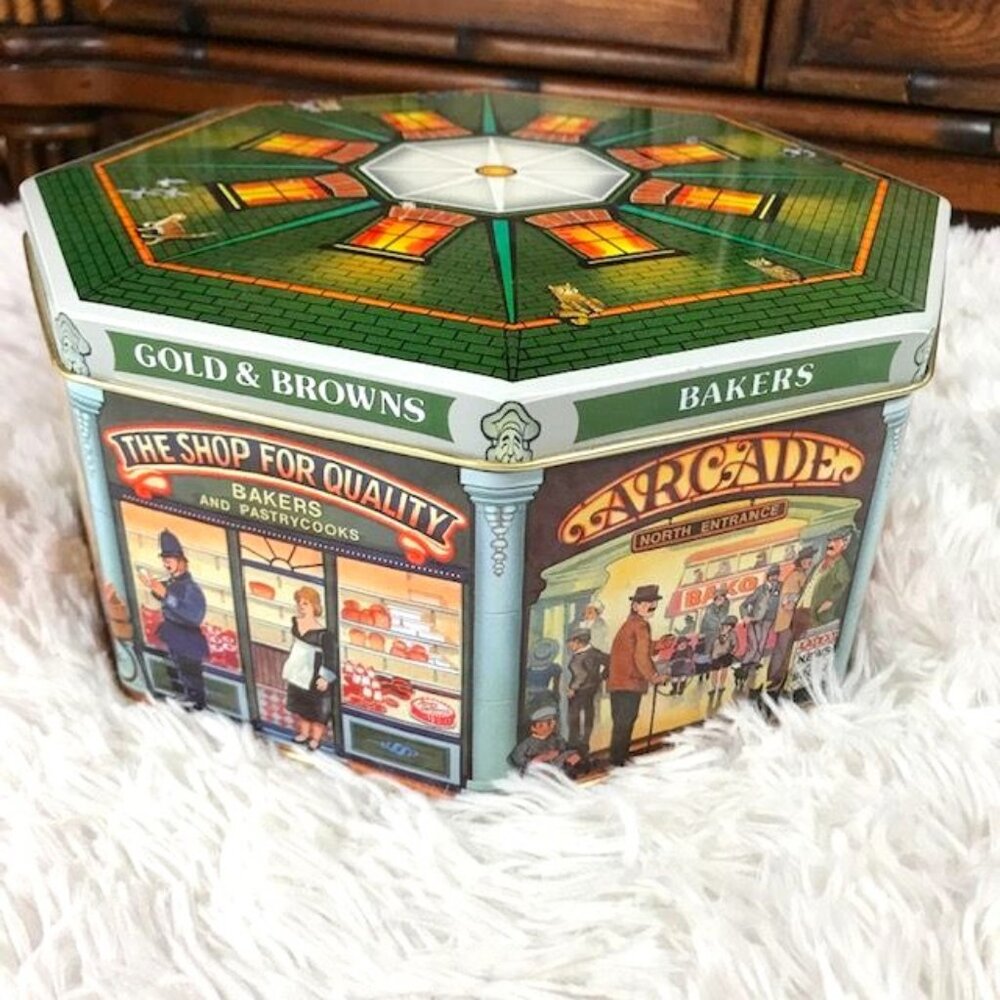 NWOT Vintage Silver Crane Co Old English Arcade (Made in England) Octagonal Tin